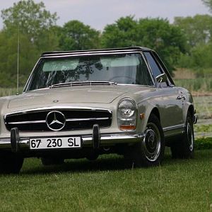 230SL_640.jpg