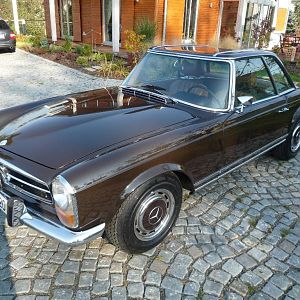 280SL_-_VON_LINKS_VORNE.JPG