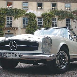 mercedes_front1_x.jpg